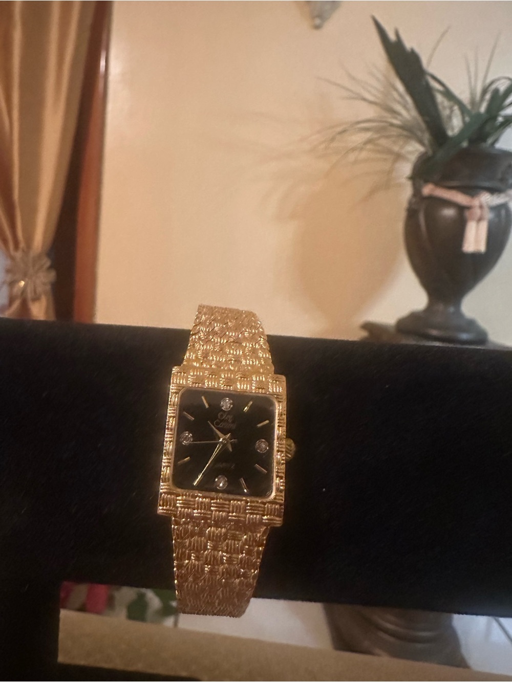 Vintage Oleg CassiniTextured Gold-Tone Mesh Bracelet Watch Band